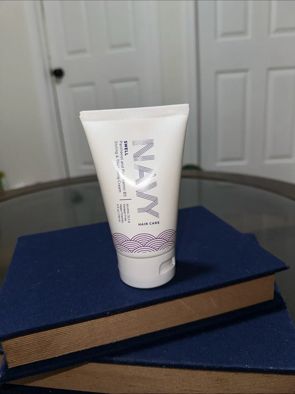 Hair Care Swell Styling & Thickening Cream - White
